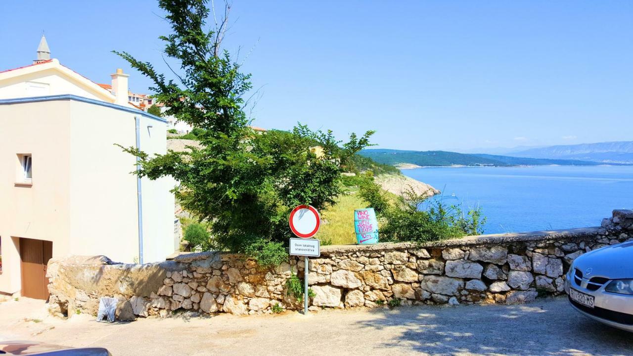 Apartment Vrbenka Vrbnik Exteriör bild